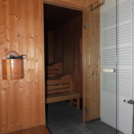 Dresden Lofts 公寓 *