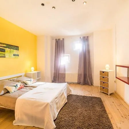 Dresden Lofts Apartment *